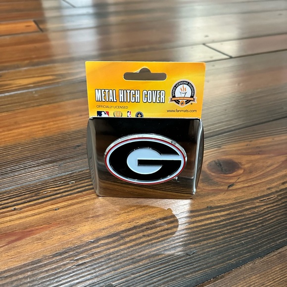 UGA Metal Hitch Cover - Picture 1 of 4